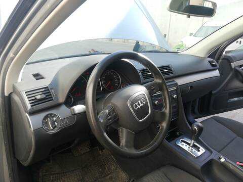 Foto 1ª: Salpicadero Audi A4 ALT BERLINA (2006)