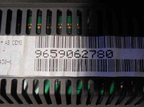 Foto 3ª: Cuadro de Instrumentos Citroen C4 1.4 16V BERLINA 88CV 65KW [KFU] (2005)