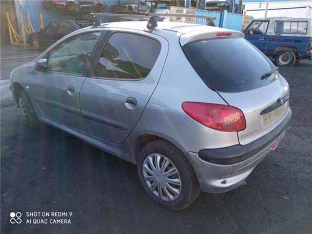 Foto 2ª: Centralita Motor ECU Peugeot 206 1.4 HDI ECO 70 [8HX (DV4TD)]