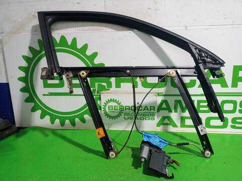 Elevalunas Eléctrico Delantero Derecho Audi A4 2.5 TDI 120KW) BERLINA 163CV