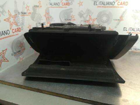 Foto 4ª: Guantera Audi A4 BASICO 143CV 105KW [CAGA] (2009)