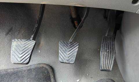 Foto 2ª: Pedal Embrague Kia Carnival 2.9 CRDI VGT ACTIVE 185CV 136KW (2006)