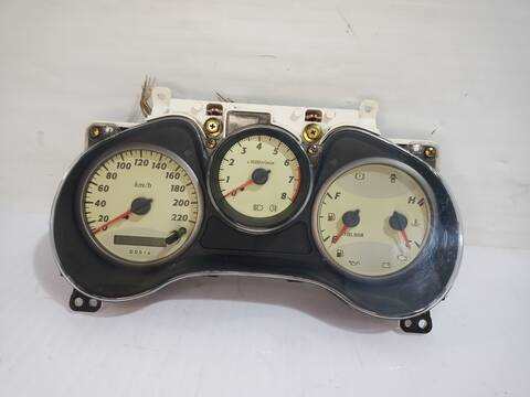 Foto 3ª: Cuadro de Instrumentos Toyota Rav4 2.0 LUNA 4X4 2003 ) 150CV 110KW [1AZFE] (2000)
