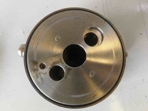 Foto 2ª: Radiador Aceite Mazda 6 2.0 CRTD 120 ACTIVE 5-PTAS.) 121CV (2002)