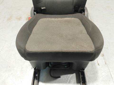Foto 3ª: Asientos Traseros Volkswagen Sharan 200CV 147KW (2010)