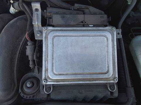 Foto 3ª: Centralita Motor ECU Mercedes Clase A 140 A 150 A-EDITION 169.031) 95CV 70KW [266920] (2005)