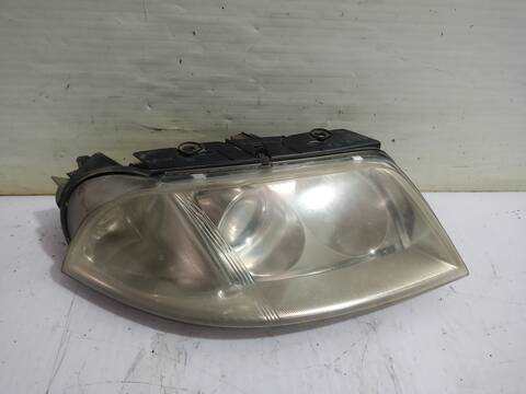 Faro Derecho Volkswagen Passat ADVANCE BERLINA 131CV 96KW