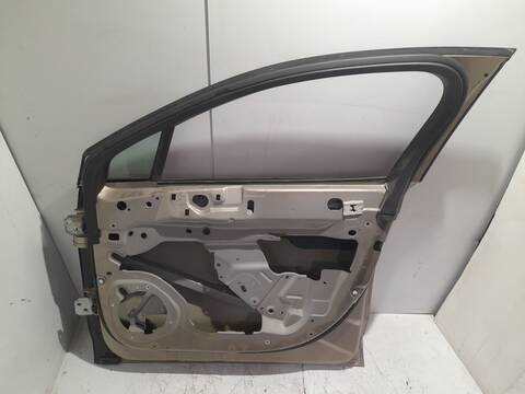 Foto 2ª: Puerta Delantera Derecha Citroen C5 1.6 16V HDI FAP BERLINA 109CV 80KW [9HZDV6TED4] (2010)