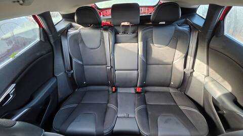 Asientos Traseros Volvo V40 KINETIC 150CV 110KW