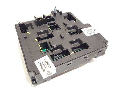 Foto 3ª: Caja Reles Fusibles Volvo XC 90 303CV 223KW [B4204T34] (2021)