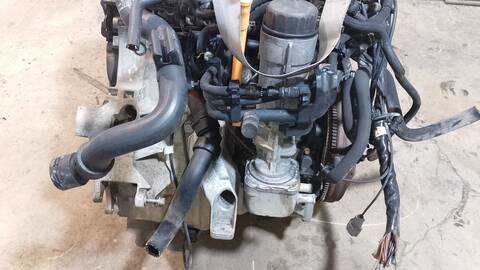 Foto 3ª: Motor Completo Volkswagen Passat COMFORTLINE BERLINA 116CV 85KW [AJM] (1999)