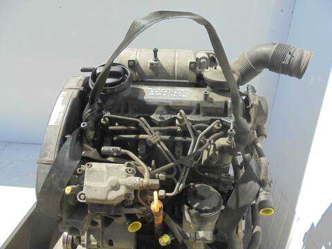 Foto 4ª: Motor Completo Volkswagen Polo CONCEPTLINE 64CV 47KW [ASY] (2001)