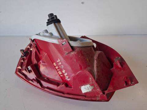 Foto 3ª: Piloto Trasero Derecho Seat Ibiza ERENCE 1.9 TDI 105CV (2008)