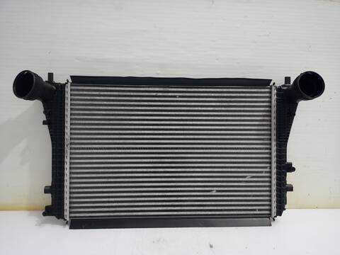 Foto 3ª: Intercooler Volkswagen Passat INDIVIDUAL BERLINA 140CV 103KW (2003)