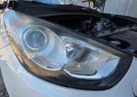 Faro Derecho Hyundai ix35 STYLE 2WD 116CV 85KW