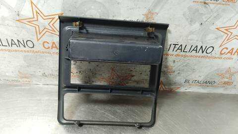 Foto 3ª: Consola Central Mitsubishi Montero 2800 TD GLS 5-PTAS.) 125CV 92KW [4M40T] (1998)