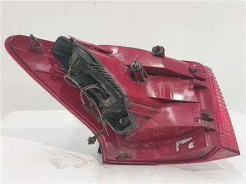 Foto 2ª: Piloto Trasero Derecho Peugeot 407 2.0 HDI 135 136CV 100KW [RHR (DW10BTED4)] (2005)