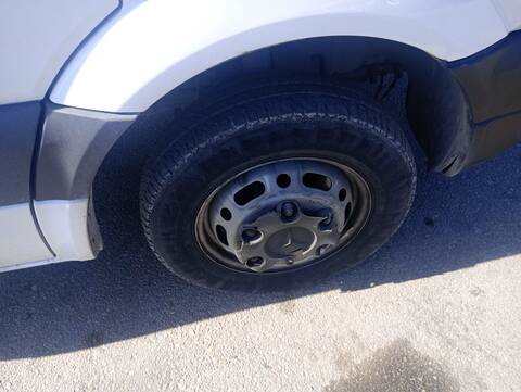 Mangueta Delantera Derecha Mercedes Sprinter 310/313/316 CDI 906.131/132/133/135) 129CV 95KW CAJA ABIERTA