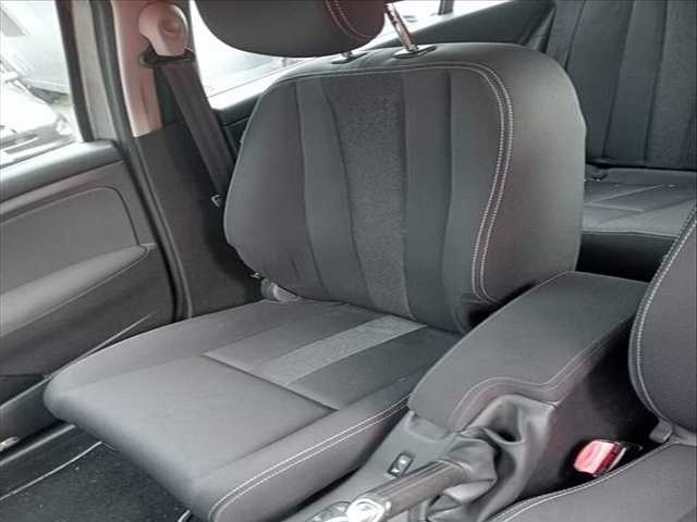Foto 3ª: Asientos Traseros Renault Megane DYNAMIQUE 1 DCI DIESEL 131CV (2009)