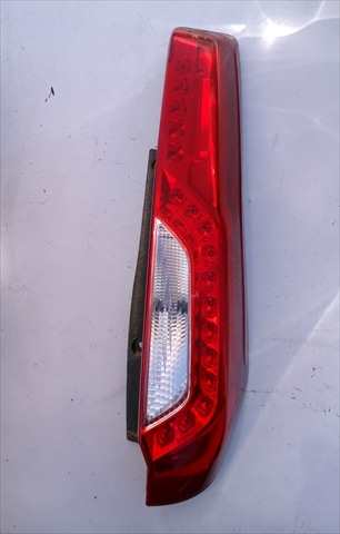 Piloto Trasero Derecho Nissan X-Trail 2.0 D 2001-2014