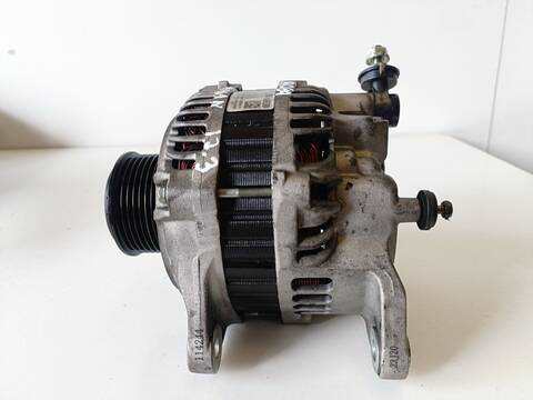 Foto 2ª: Alternador Nissan Cabstar CABSTAR 45.XX CABINA SIMPLE 131CV (2006)