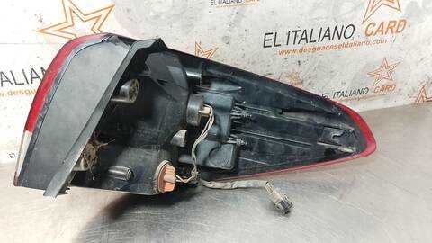 Foto 4ª: Piloto Trasero Izquierdo Kia Carens DRIVE 116CV 85KW [D4FD] (2014)