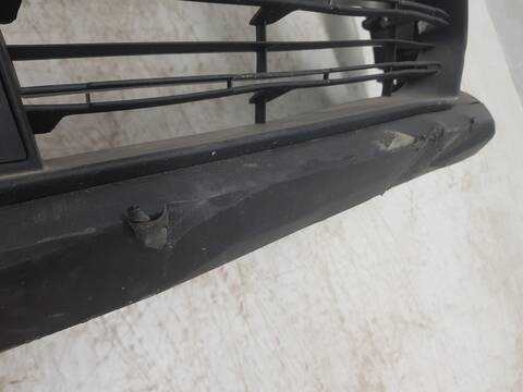 Foto 3ª: Paragolpes Delantero Renault Clio SIN DEFINIR