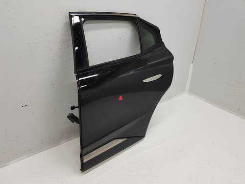 Foto 3ª: Puerta Trasera Izquierda DS 4 VERSION INDEFINIDA (2015)