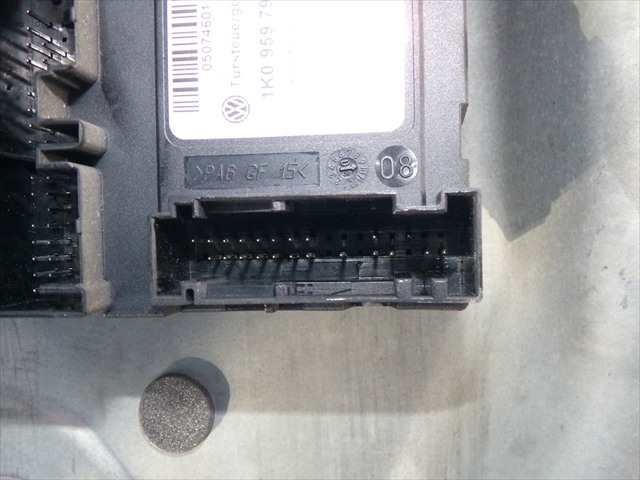 Foto 4ª: Elevalunas Eléctrico Delantero Izquierdo Volkswagen Touran 1.9 TDI 2003-2006 [AVQ] (2004)