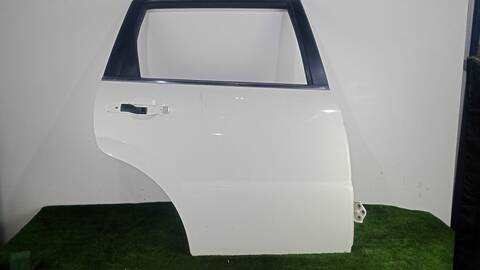 Foto 1ª: Puerta Trasera Derecha Ssangyong Rexton 2.0 XDI A LAS 4 RUEDAS 155CV 114KW [671960 - 671.960] (2014)