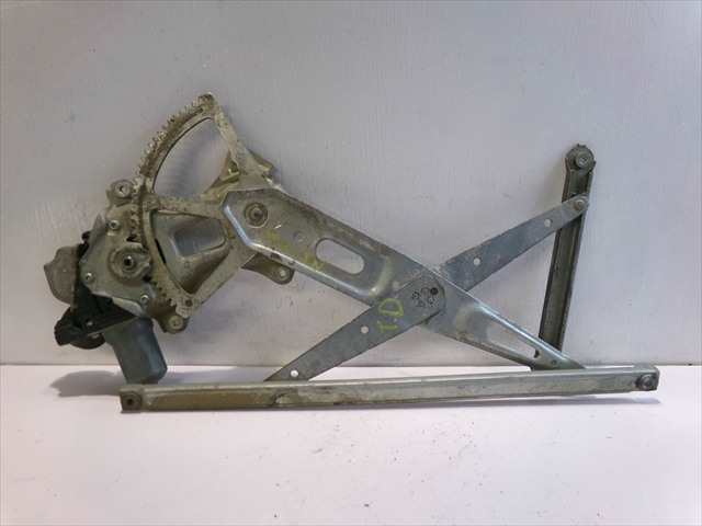 Foto 3ª: Elevalunas Eléctrico Trasero Derecho Toyota Prius 1.8 G HIBRIDO 2009-2012 [2ZR] (2010)