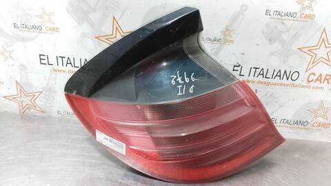 Foto 1ª: Piloto Trasero Izquierdo Mercedes Clase C 160 C 220 CDI 203.706) COUPE 143CV 105KW [OM611962] (2003)