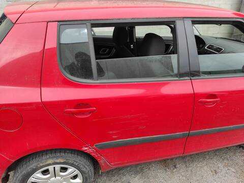 Puerta Trasera Derecha Skoda Fabia CHFA