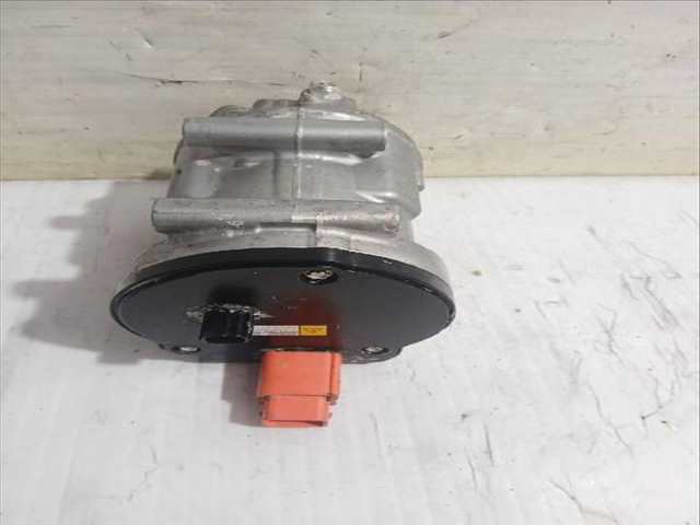 Foto 3ª: Compresor Aire Acondicionado Toyota Rav4 2.0 MXAA52) 175CV [M20A-FKS] (2018)