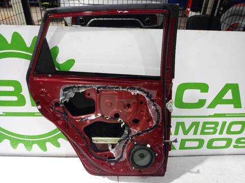 Foto 2ª: Puerta Trasera Izquierda Toyota Auris HYBRID FEEL EDITION 136CV (2013)