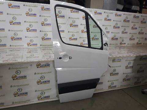 Foto 2ª: Puerta Delantera Derecha Mercedes Sprinter 309-311-313-315 CDI 906.631-633-635-637) (2009)