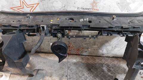 Foto 3ª: Panel Frontal Renault Megane EMOTION BERLINA 106CV 78KW II BERLINA 5P [K9K P7] (2006)