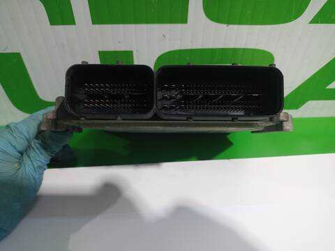 Foto 2ª: Centralita Motor ECU Opel Zafira 1.9 CDTI CAT Z 19 DTL) 101CV 74KW [D/ Z19DT] (2006)