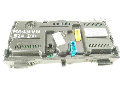 Foto 3ª: Cuadro de Instrumentos Renault Megane VERSION INDEFINIDA (1990)