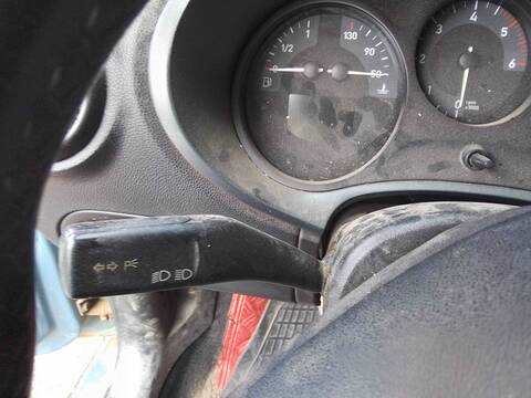 Mando Multifuncion Seat Leon COMFORT LIMITED 105CV 77KW