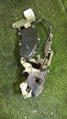 Foto 3ª: Cerradura Puerta Delantera Izquierda Toyota 4 Runner 3.0 T DIESEL (1993)