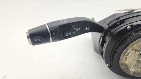 Foto 2ª: Mando Multifuncion Mercedes Clase G 230 GLA 200 CDI - D 156.908) 136CV 100KW [651.930] (2018)