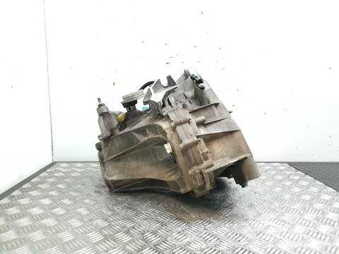 Foto 3ª: Caja Cambios Dacia Duster K9K896 (2010)