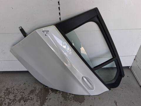 Puerta Trasera Izquierda Bmw Serie 1 116 2.0 D F40)