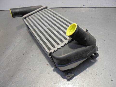 Foto 3ª: Intercooler Toyota Auris ACTIVE 90CV 66KW [1ND] (2015)