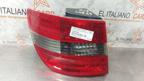 Foto 1ª: Piloto Trasero Izquierdo Mercedes Clase B 150 180 CDI 245.207) 109CV 80KW [OM640940] (2010)