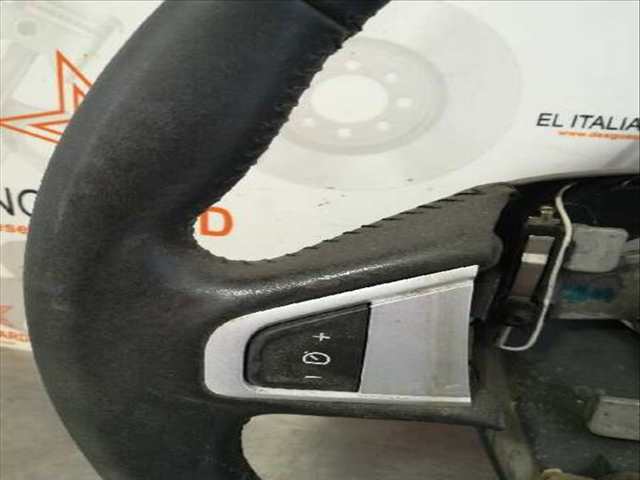 Foto 4ª: Volante Renault Scenic LIMITED 110CV 81KW [K9K836] (2012)