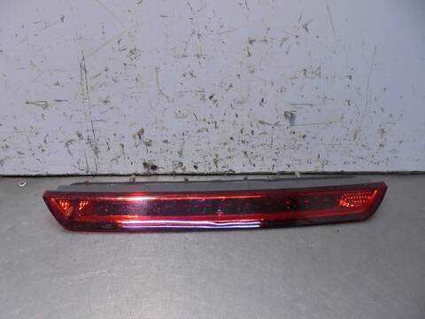 Luz Central de Freno Peugeot 3008 ACTIVE 131CV 96KW