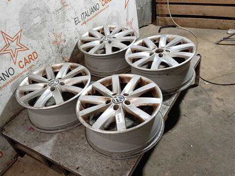 Foto 2ª: Juego LLantas Volkswagen Golf ADVANCE 140CV 103KW [CFFB] (2010)