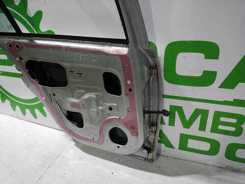 Foto 3ª: Puerta Trasera Izquierda Opel Astra ESSENTIA 90CV [Z14XEP] (2004)